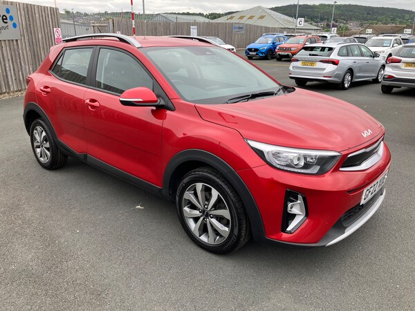 Used Kia Stonic 2022 for sale - 74436106: Photo 1