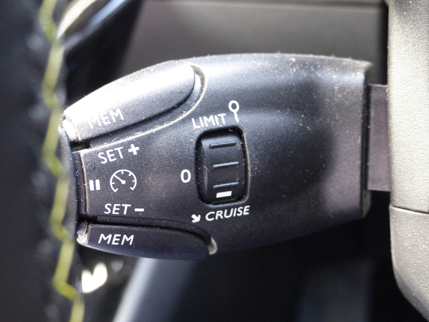 Used Peugeot 2008 2023 for sale - 76535193: Photo 19