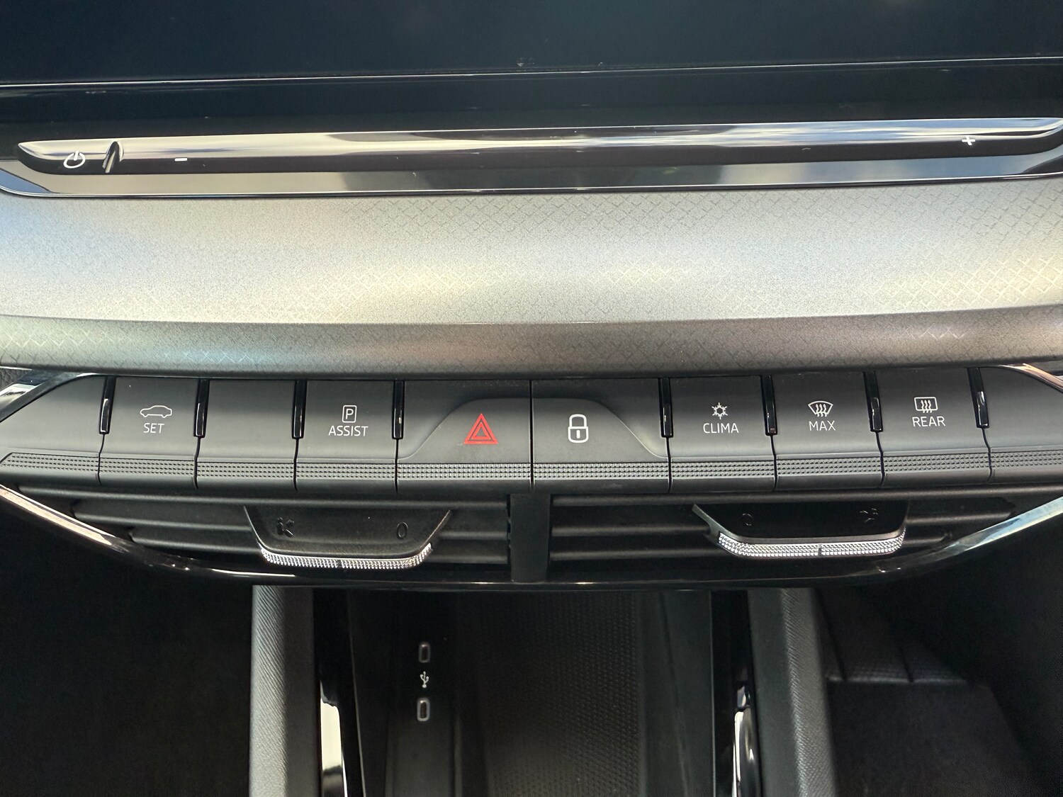 Used Skoda Octavia 2022 for sale - 76395454: Photo 30