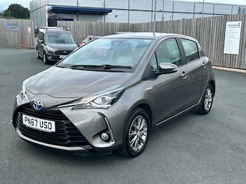 Used Toyota Yaris 2017 for sale - 75454121: Photo
