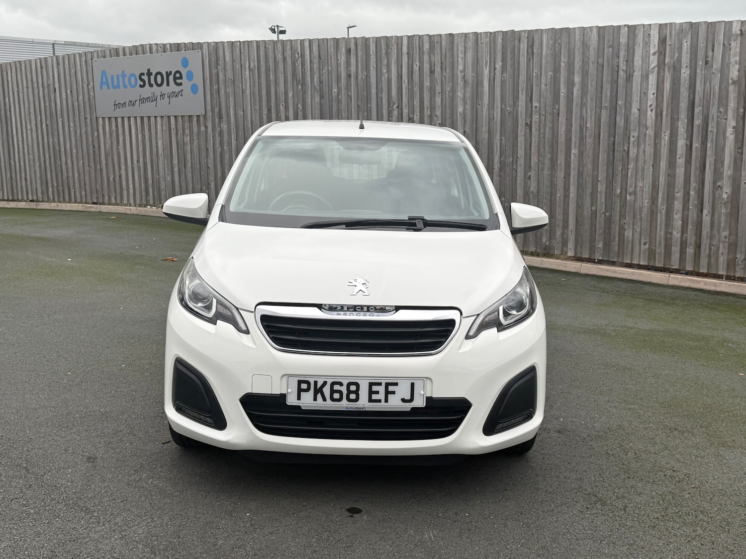 Used Peugeot 108 2018 for sale - 76610974: Photo 2