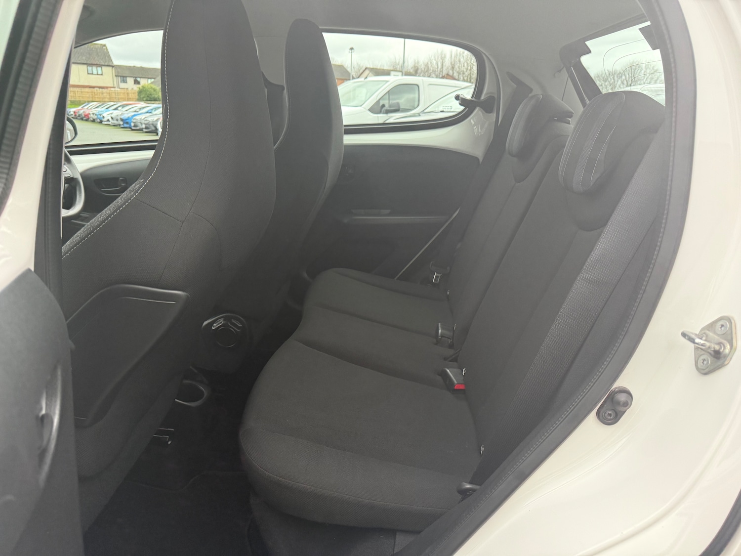 Used Peugeot 108 2018 for sale - 76610974: Photo 29