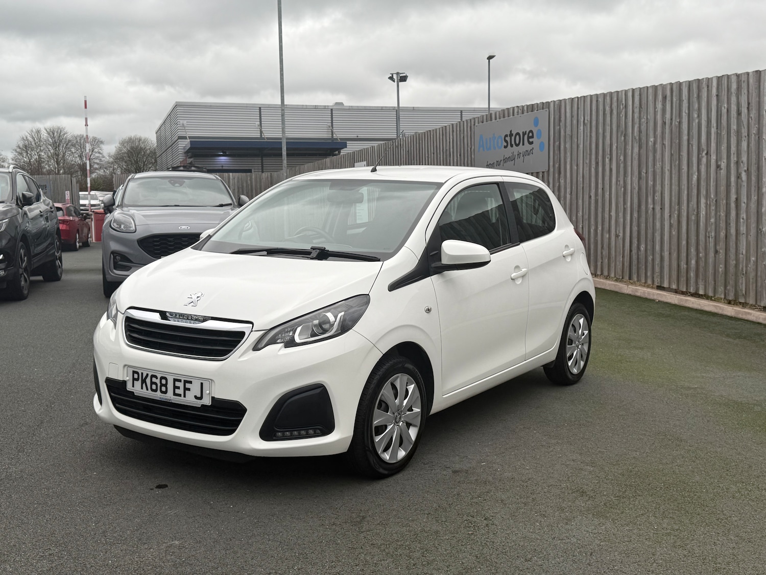 Used Peugeot 108 2018 for sale - 76610974: Photo 3