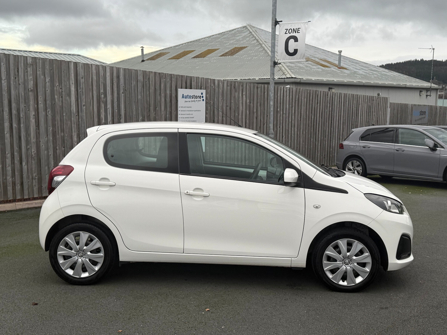 Used Peugeot 108 2018 for sale - 76610974: Photo 8