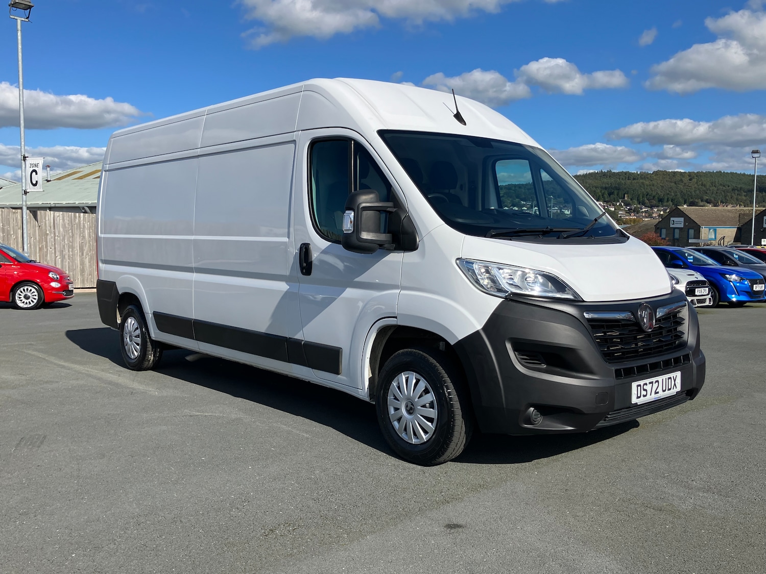 Used Vauxhall Movano 2023 for sale - 76082052: Photo 1