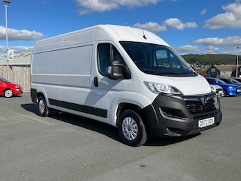 Vauxhall - Movano