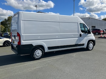 Used Vauxhall Movano 2023 for sale - 76082052: Photo 4