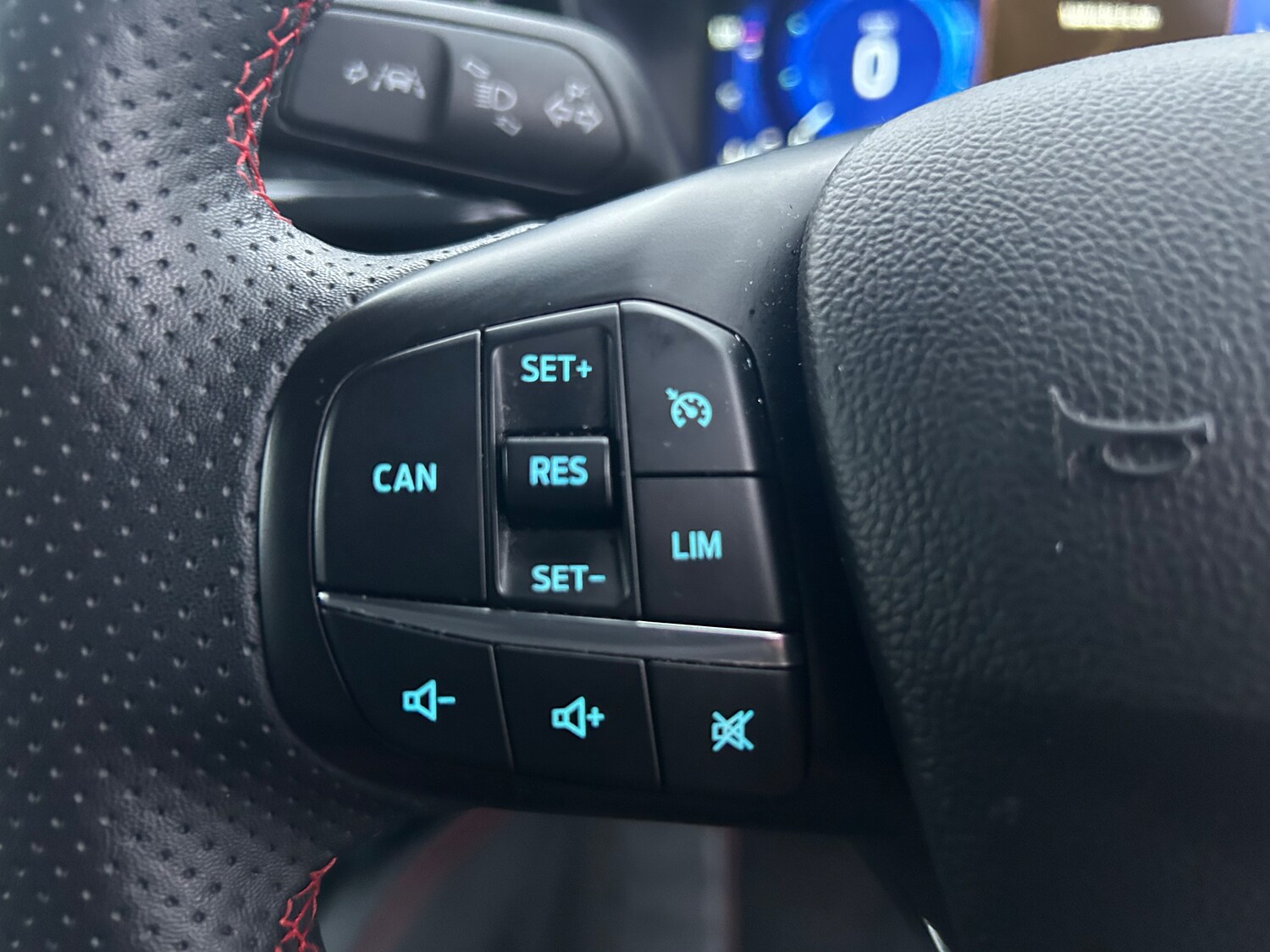 Used Ford Focus 2023 for sale - 76421526: Photo 31