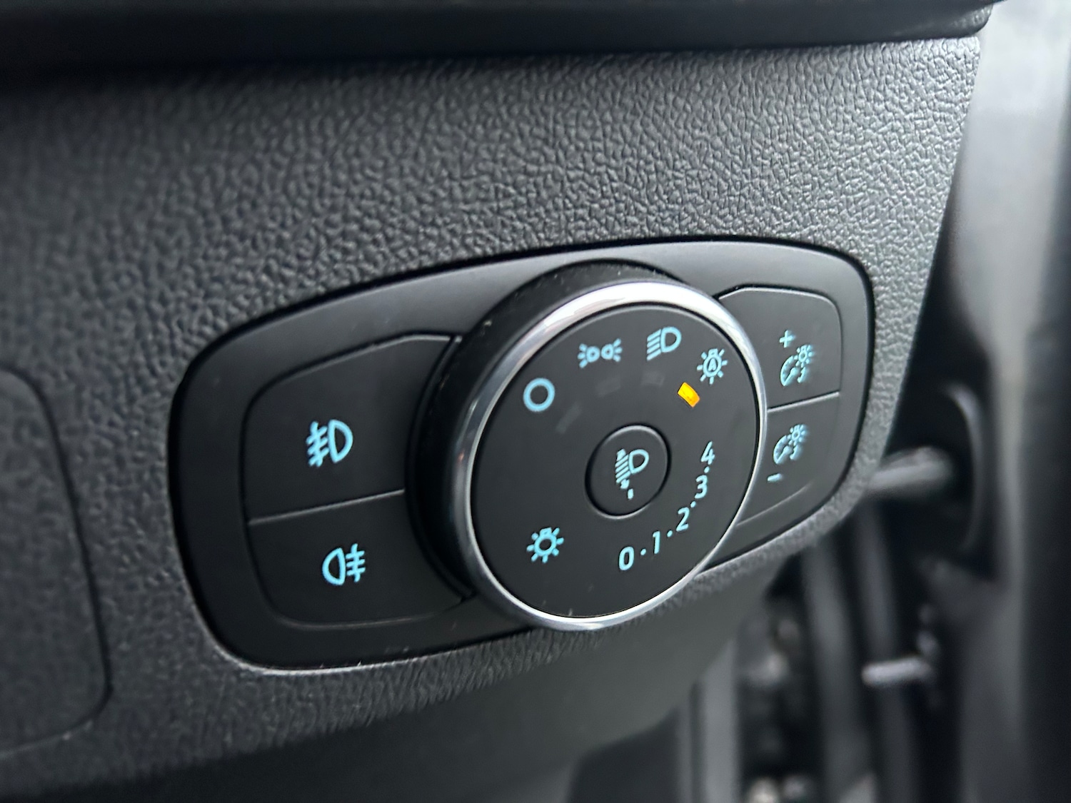 Used Ford Focus 2023 for sale - 76421526: Photo 33