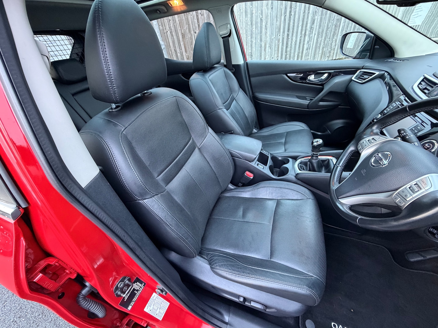 Used Nissan Qashqai 2017 for sale - 76148954: Photo 38