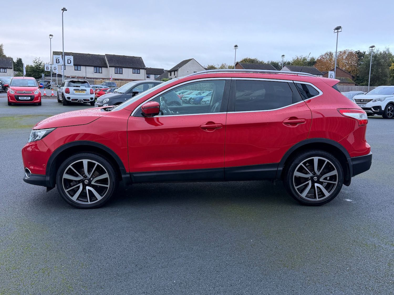 Used Nissan Qashqai 2017 for sale - 76148954: Photo 4