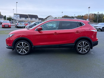 Used Nissan Qashqai 2017 for sale - 76148954: Photo 4