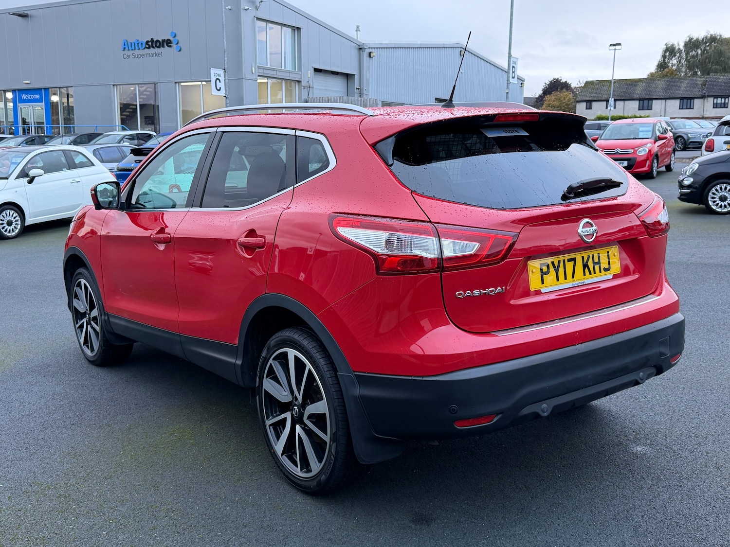 Used Nissan Qashqai 2017 for sale - 76148954: Photo 5