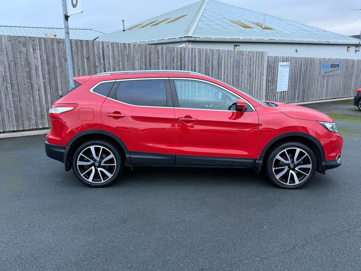 Used Nissan Qashqai 2017 for sale - 76148954: Photo 8
