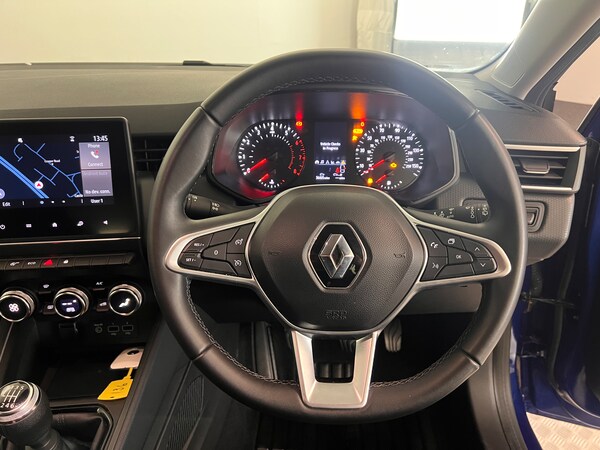 Used Renault Clio 2022 for sale - 74291105: Photo 17