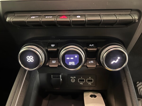 Used Renault Clio 2022 for sale - 74291105: Photo 23