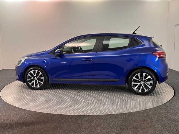 Used Renault Clio 2022 for sale - 74291105: Photo 9
