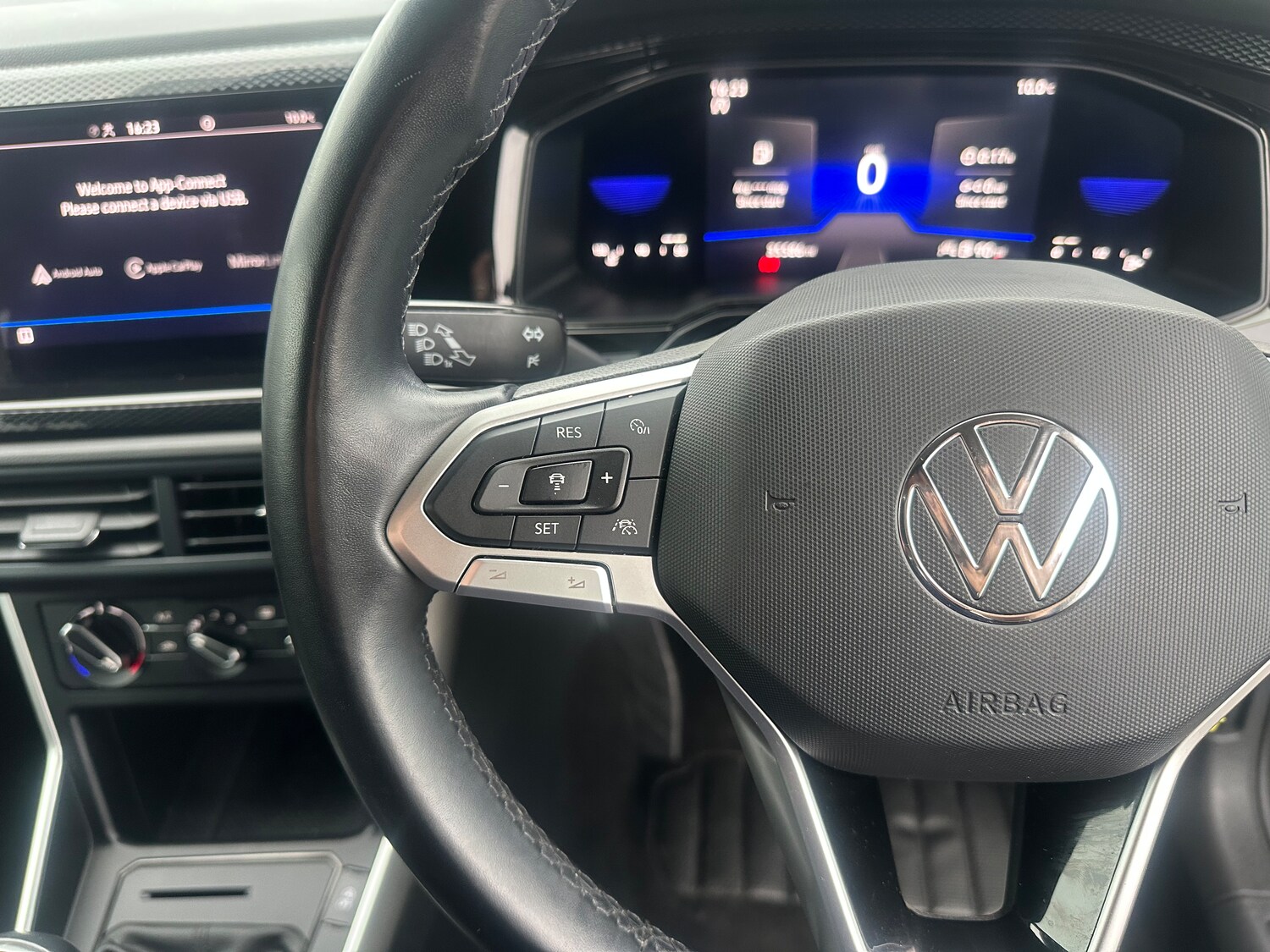 Used Volkswagen Taigo 2022 for sale - 76148946: Photo 28