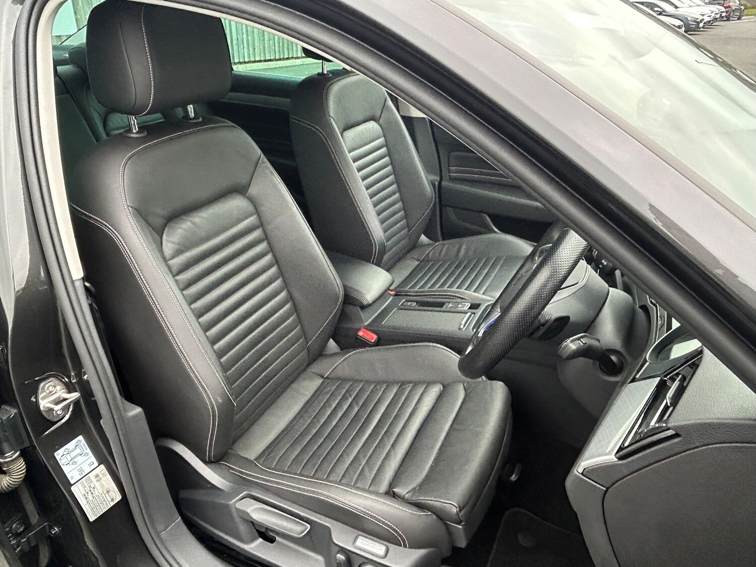 Used Volkswagen Passat 2022 for sale - 76040792: Photo 26