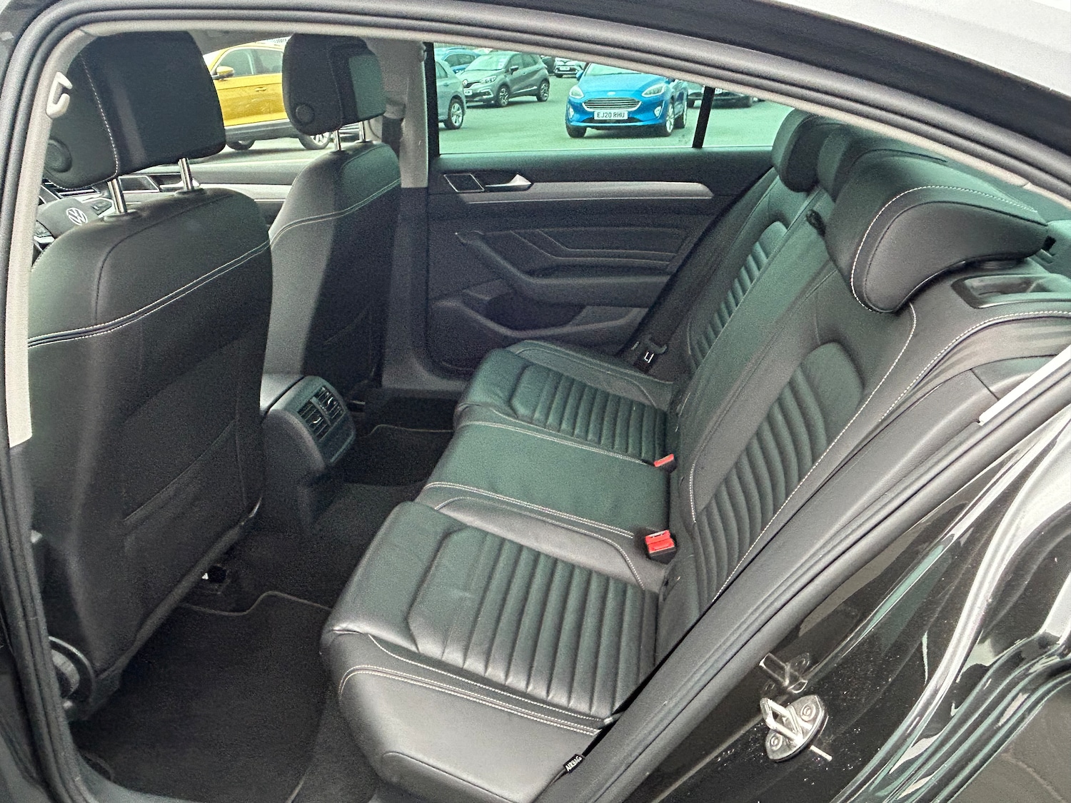 Used Volkswagen Passat 2022 for sale - 76040792: Photo 30