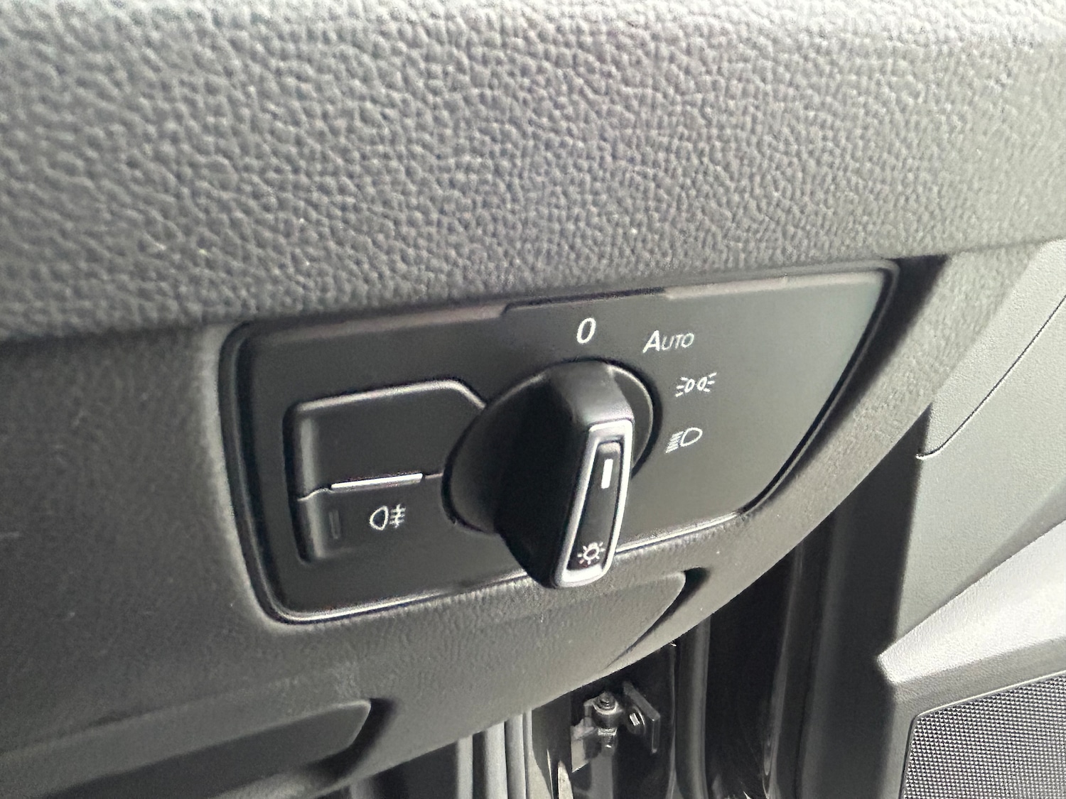 Used Volkswagen Passat 2022 for sale - 76040792: Photo 32