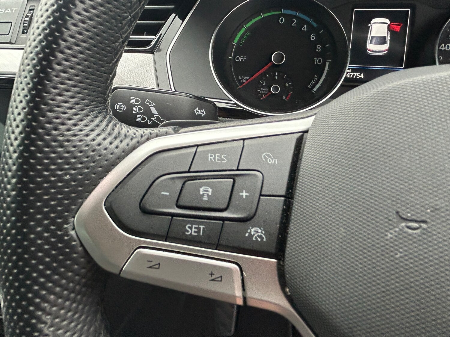 Used Volkswagen Passat 2022 for sale - 76040792: Photo 36