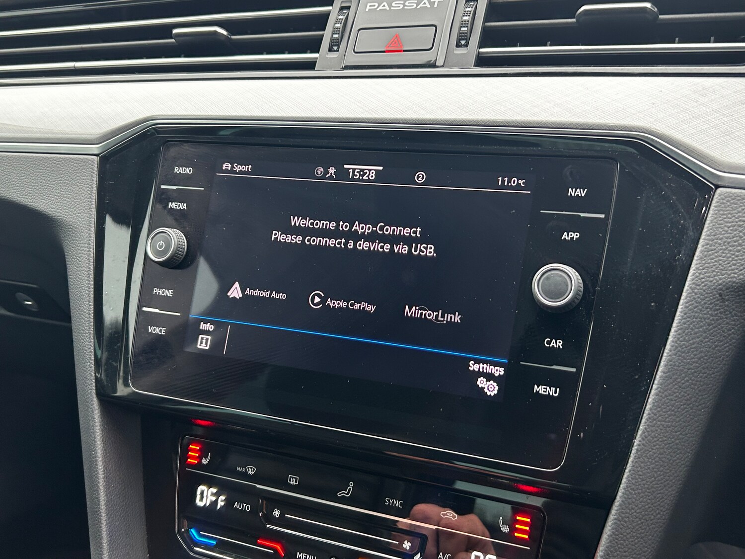 Used Volkswagen Passat 2022 for sale - 76040792: Photo 44