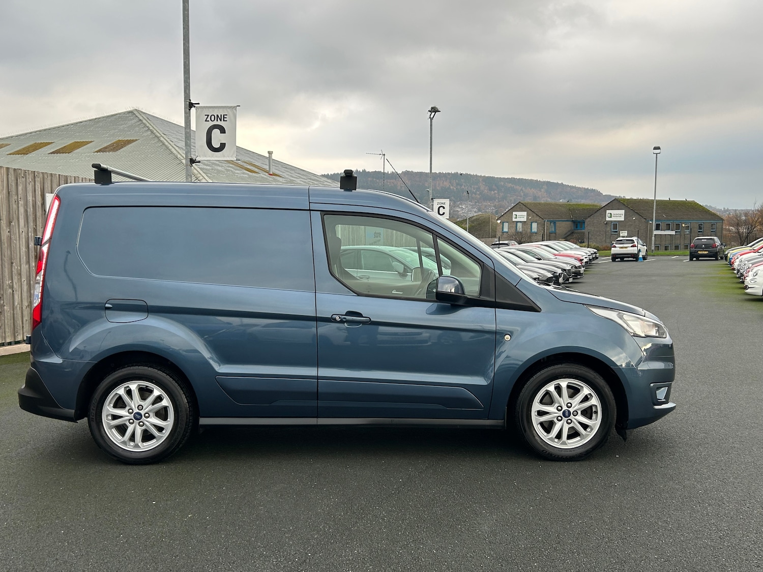 Used Ford Transit Connect 2020 for sale - 76516033: Photo 3