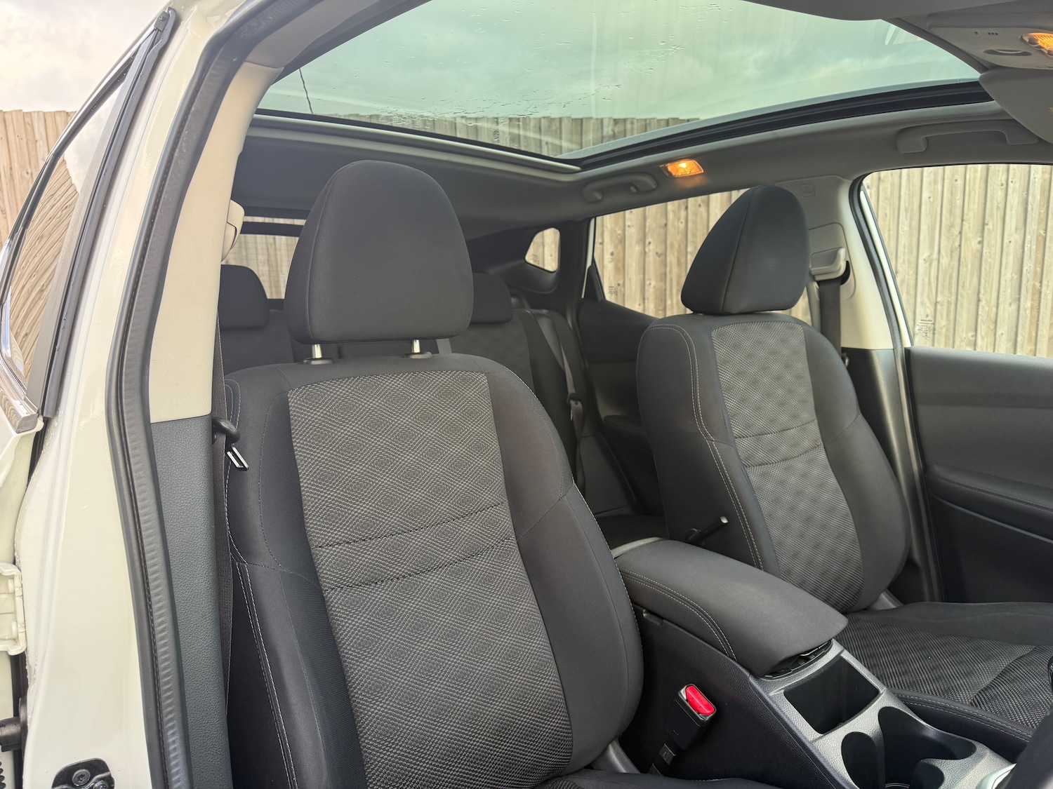 Used Nissan Qashqai 2017 for sale - 76245891: Photo 18
