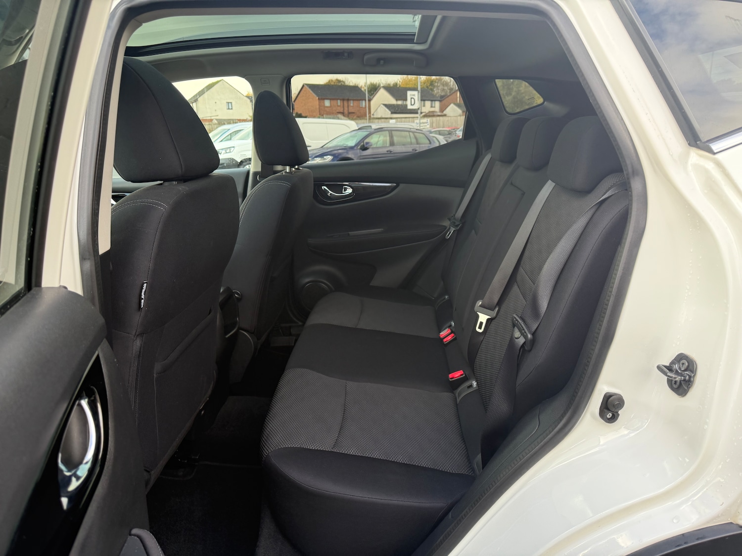 Used Nissan Qashqai 2017 for sale - 76245891: Photo 39