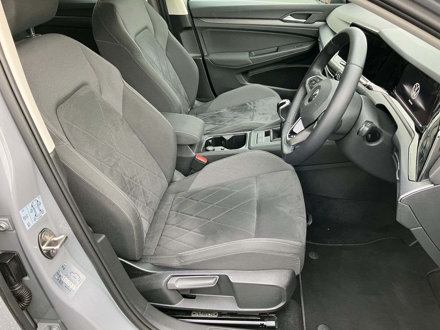 Used Volkswagen Golf 2021 for sale - 76436747: Photo 25