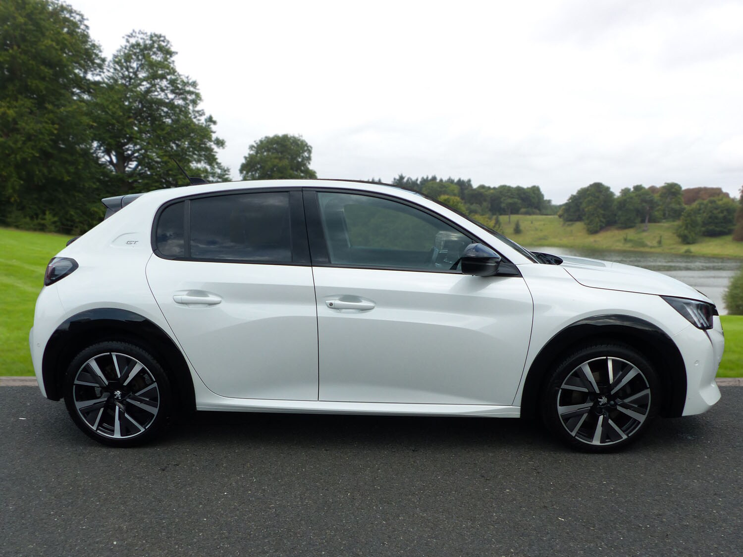 Used Peugeot 208 2021 for sale - 76077388: Photo 3
