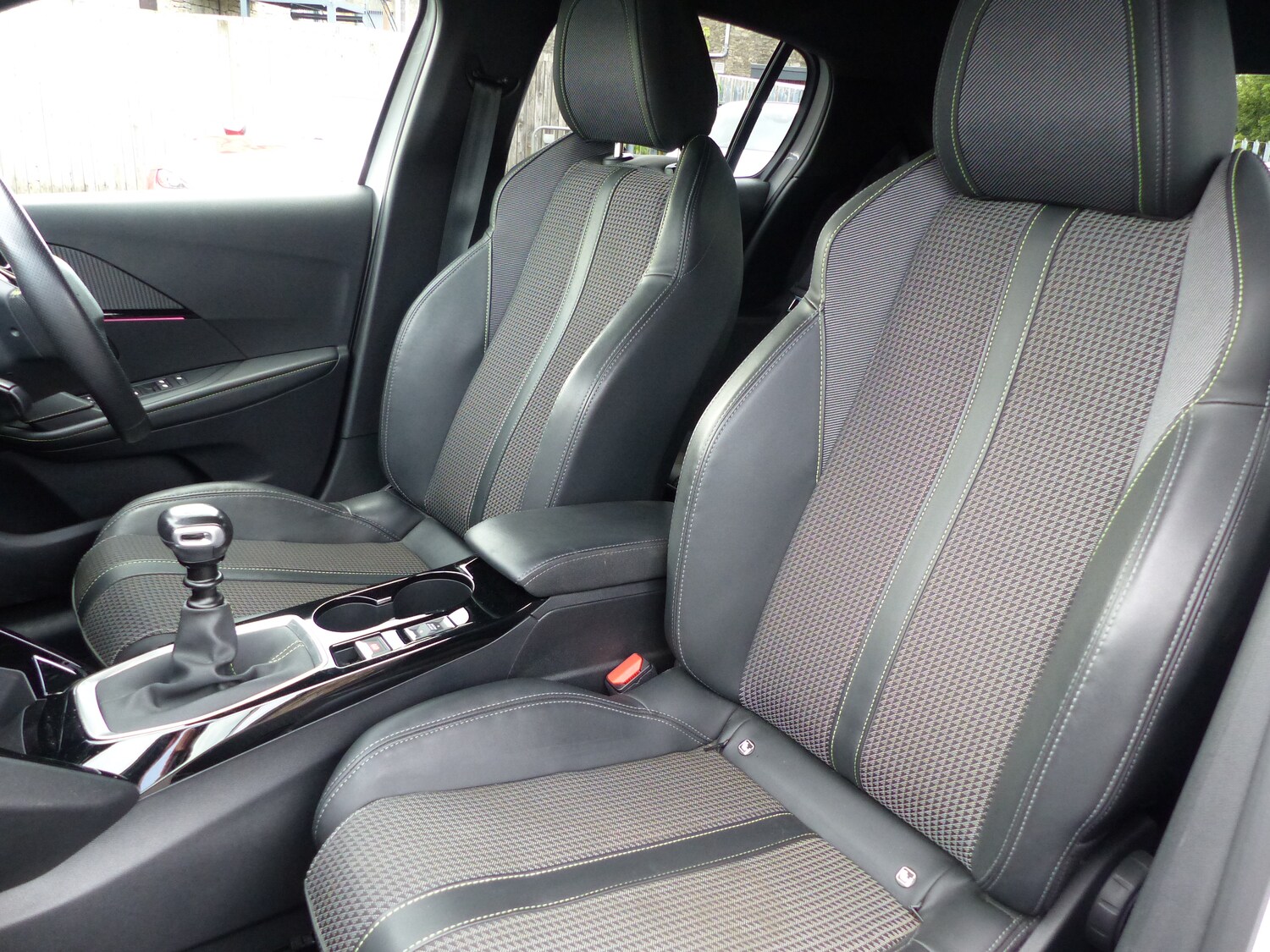 Used Peugeot 208 2021 for sale - 76077388: Photo 6