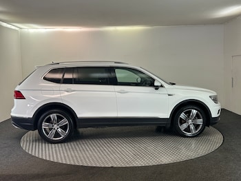 Used Volkswagen Tiguan Allspace 2019 for sale - 75143892: Photo