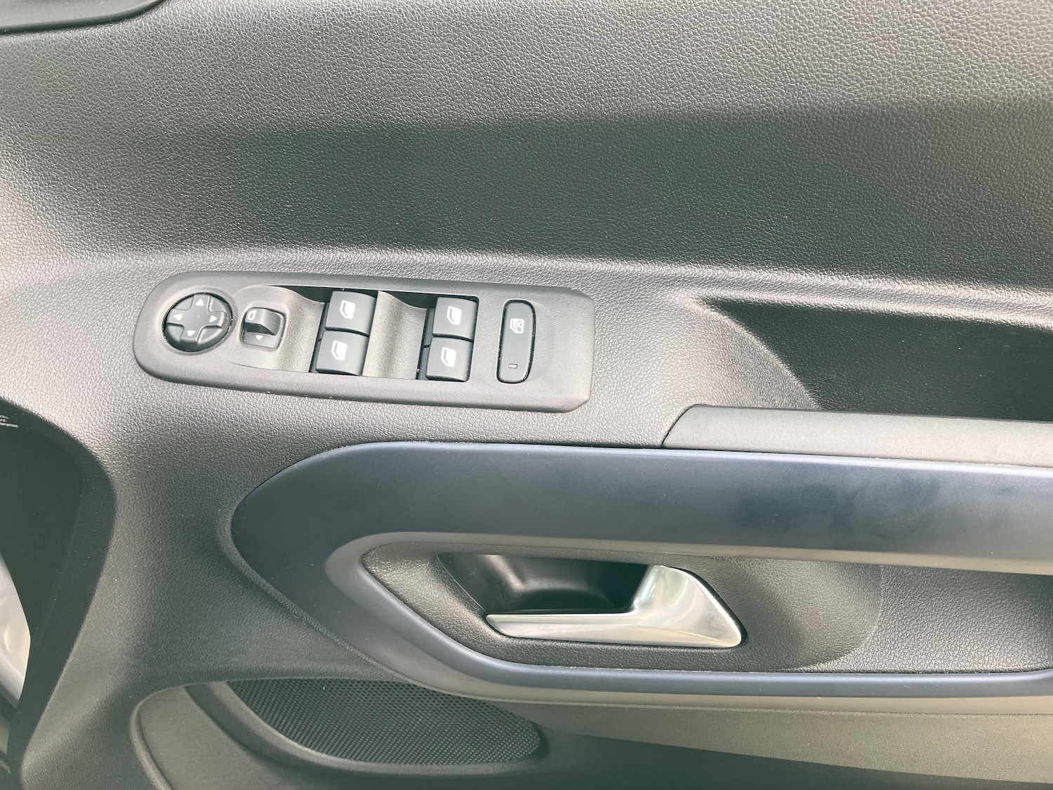 Used Peugeot Rifter 2020 for sale - 75705187: Photo 22