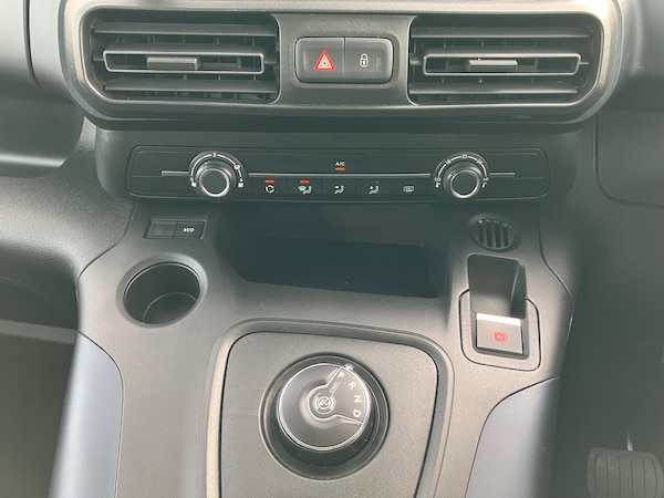 Used Peugeot Rifter 2020 for sale - 75705187: Photo 28