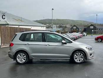 Used Volkswagen Golf SV 2016 for sale - 75913046: Photo