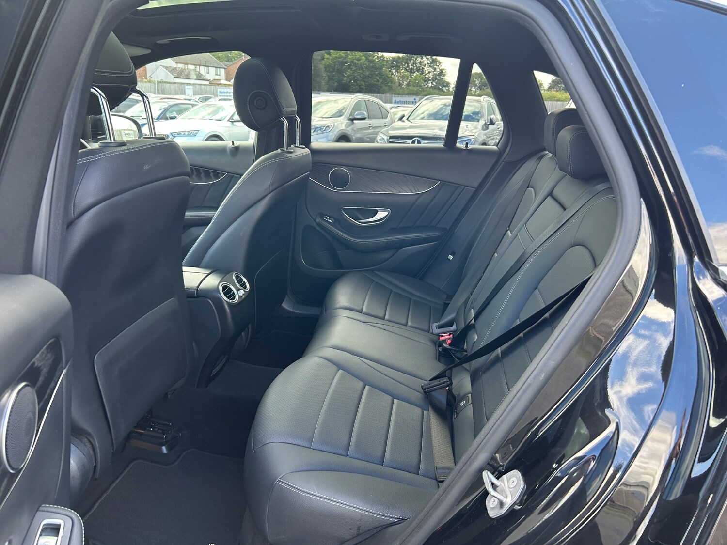 Used Mercedes-Benz GLC 2018 for sale - 75681332: Photo 26