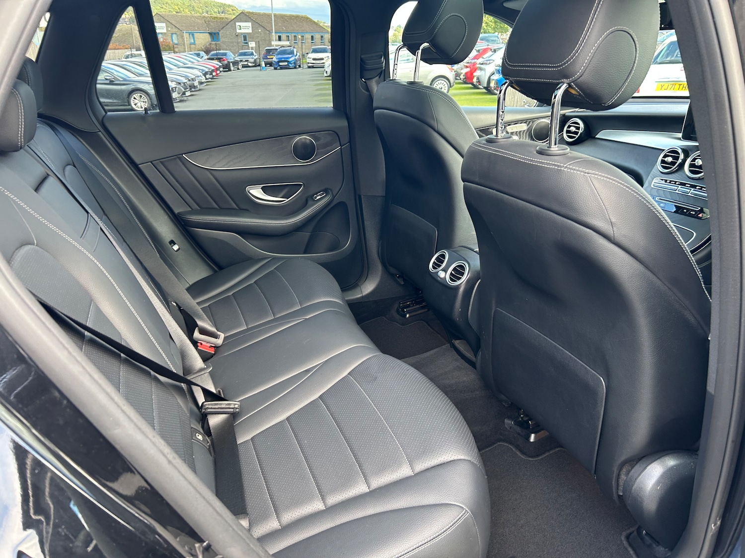 Used Mercedes-Benz GLC 2018 for sale - 75681332: Photo 27
