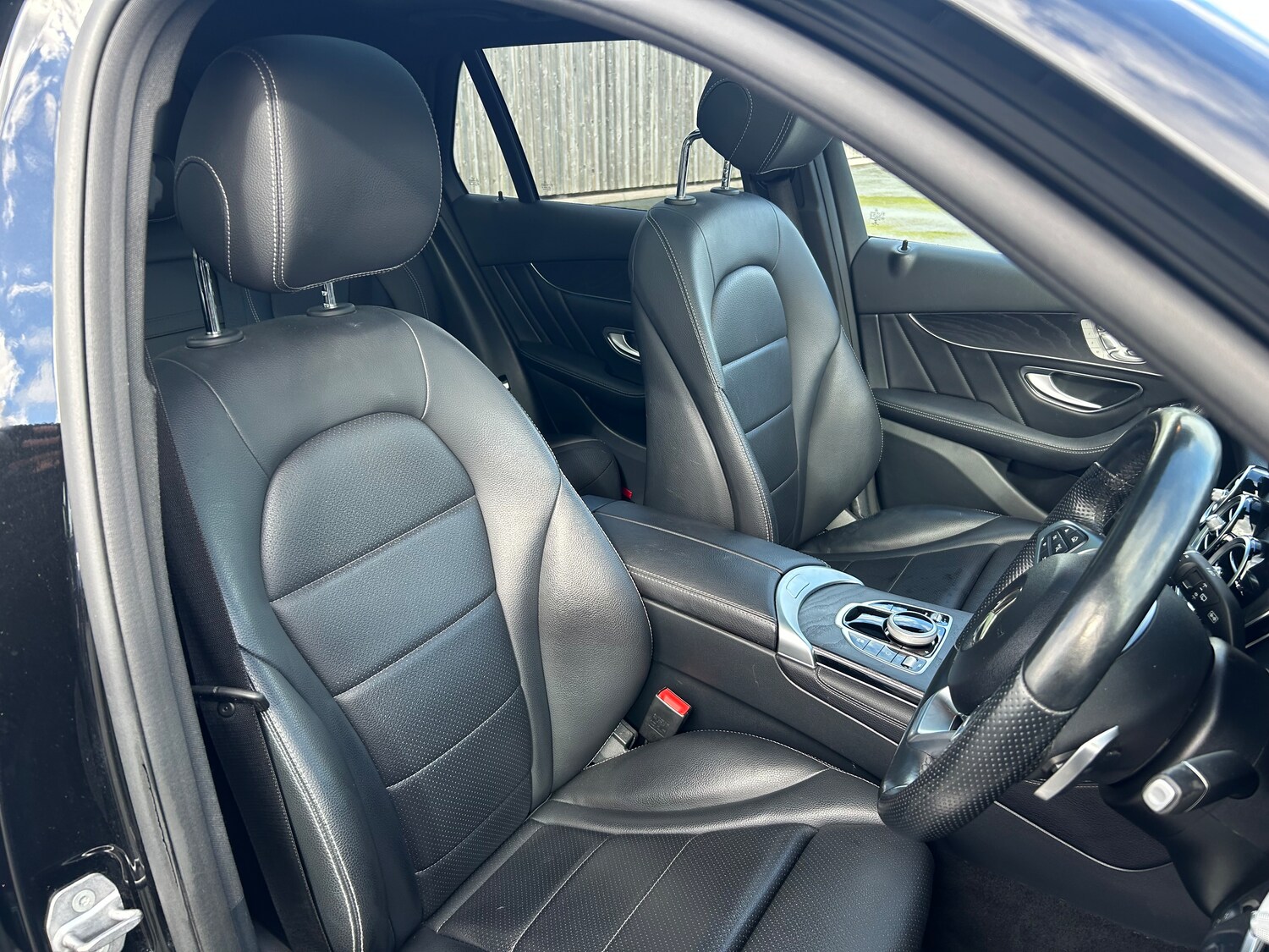 Used Mercedes-Benz GLC 2018 for sale - 75681332: Photo 28