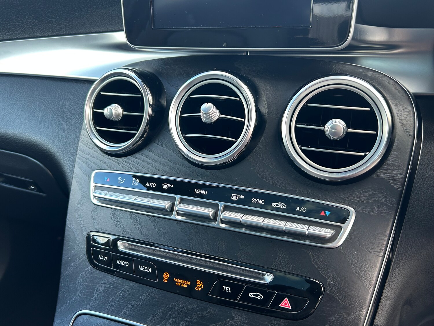 Used Mercedes-Benz GLC 2018 for sale - 75681332: Photo 39