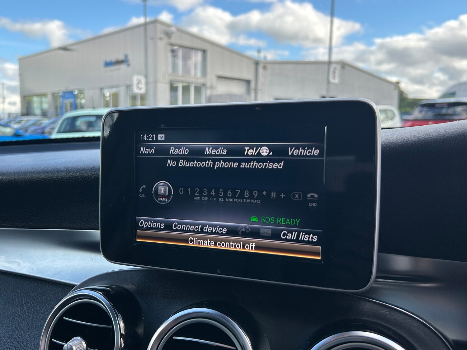 Used Mercedes-Benz GLC 2018 for sale - 75681332: Photo 42