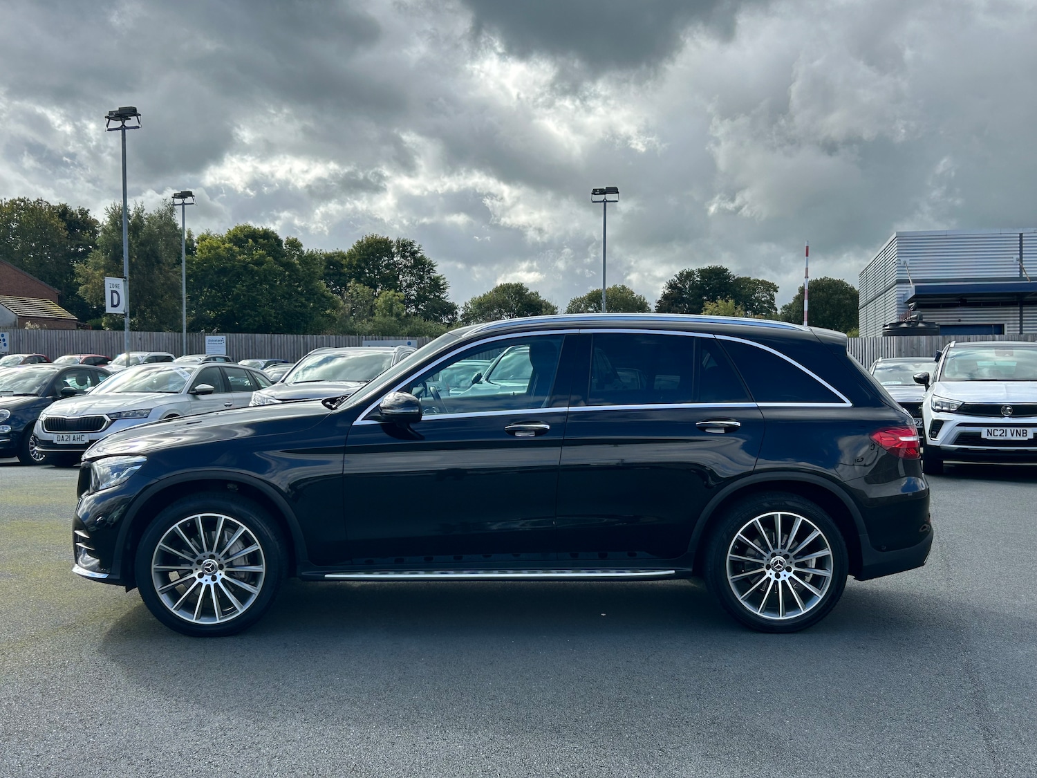 Used Mercedes-Benz GLC 2018 for sale - 75681332: Photo 9