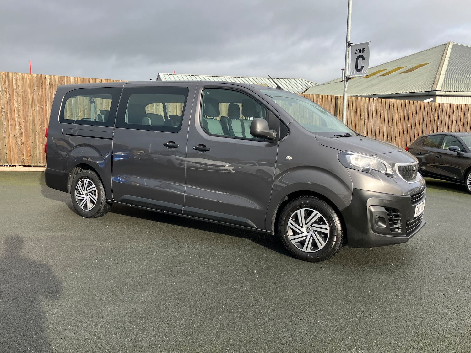 Used Peugeot Expert 2019 for sale - 76453493: Photo 2