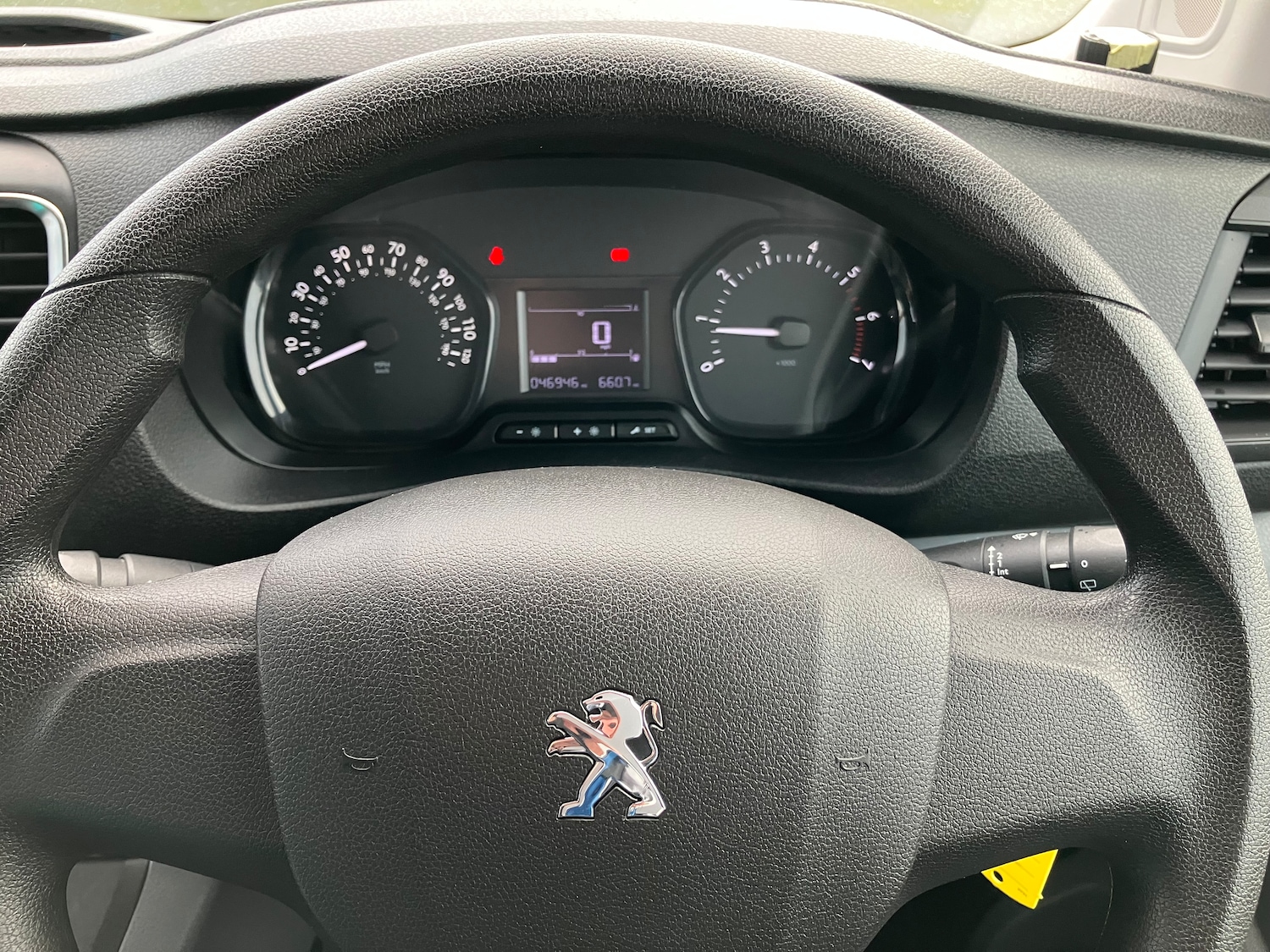 Used Peugeot Expert 2019 for sale - 76453493: Photo 29