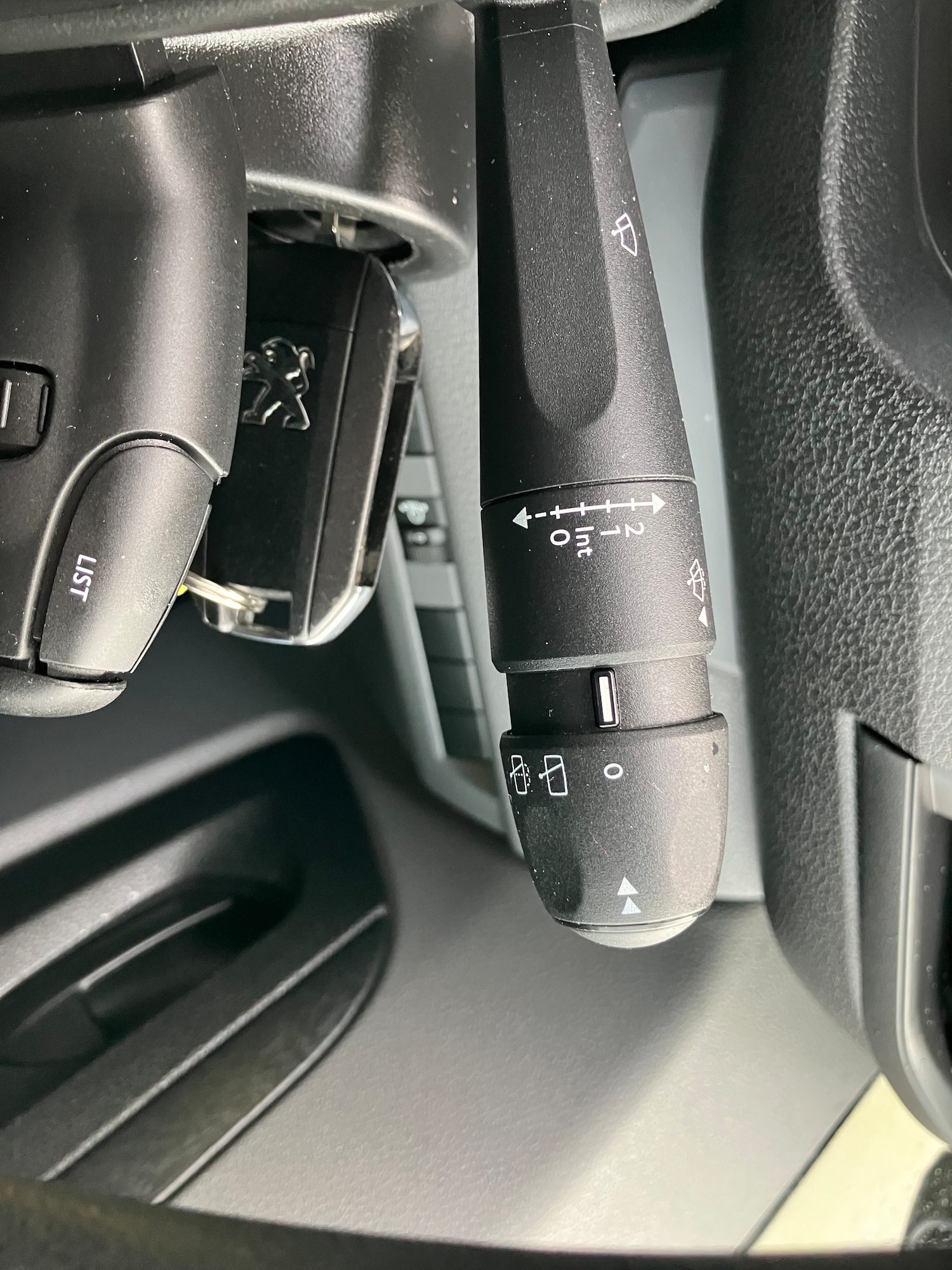 Used Peugeot Expert 2019 for sale - 76453493: Photo 32