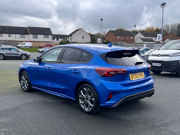 Used Ford Focus 2023 for sale - 76245892: Photo 10