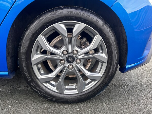 Used Ford Focus 2023 for sale - 76245892: Photo 20