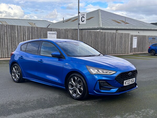Used Ford Focus 2023 for sale - 76245892: Photo 2