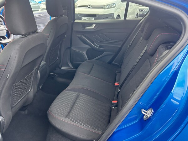 Used Ford Focus 2023 for sale - 76245892: Photo 30